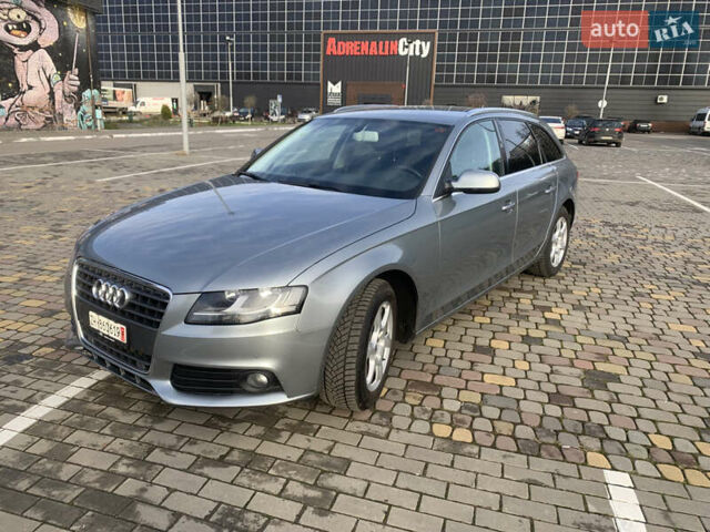 Серый Ауди А4, объемом двигателя 2 л и пробегом 217 тыс. км за 10600 $, фото 3 на Automoto.ua