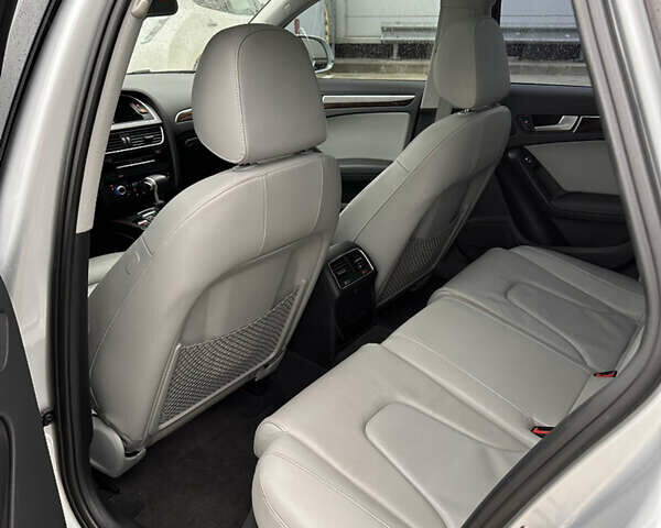 Серый Ауди А4, объемом двигателя 1.98 л и пробегом 162 тыс. км за 16000 $, фото 15 на Automoto.ua