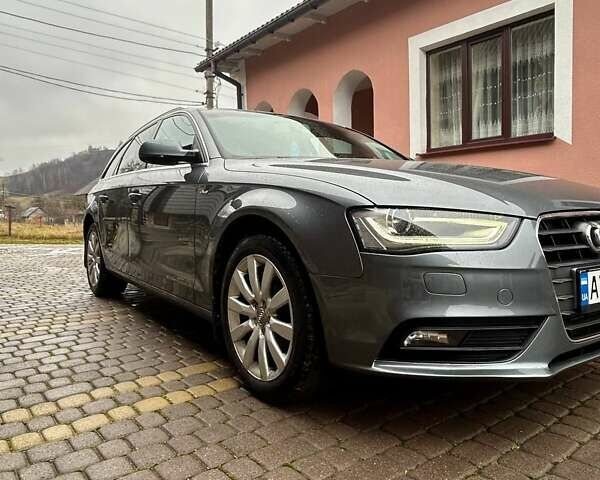 Серый Ауди А4, объемом двигателя 2 л и пробегом 266 тыс. км за 13600 $, фото 6 на Automoto.ua