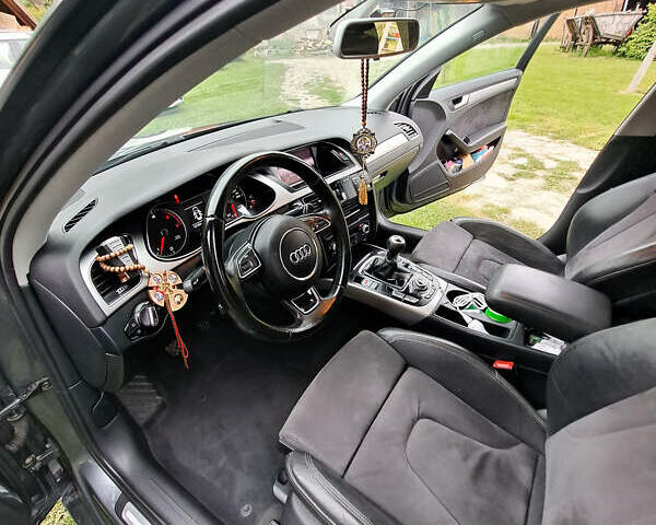 Серый Ауди А4, объемом двигателя 1.98 л и пробегом 188 тыс. км за 12500 $, фото 15 на Automoto.ua