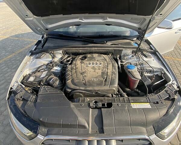 Сірий Ауді А4, об'ємом двигуна 2 л та пробігом 282 тис. км за 13300 $, фото 26 на Automoto.ua