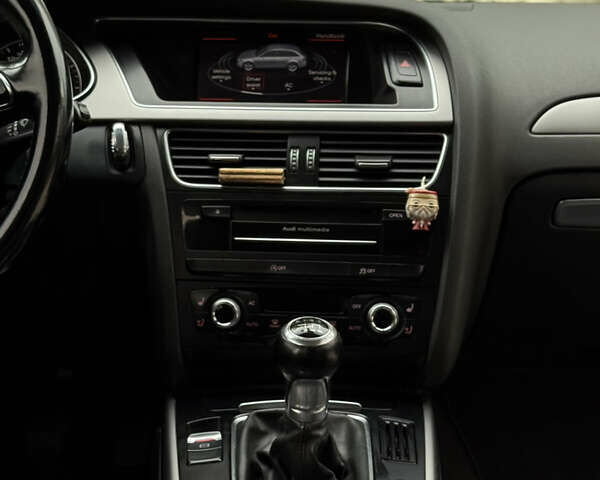 Серый Ауди А4, объемом двигателя 1.97 л и пробегом 327 тыс. км за 11999 $, фото 14 на Automoto.ua