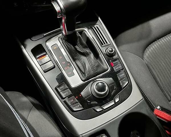 Сірий Ауді А4, об'ємом двигуна 2 л та пробігом 295 тис. км за 10800 $, фото 14 на Automoto.ua