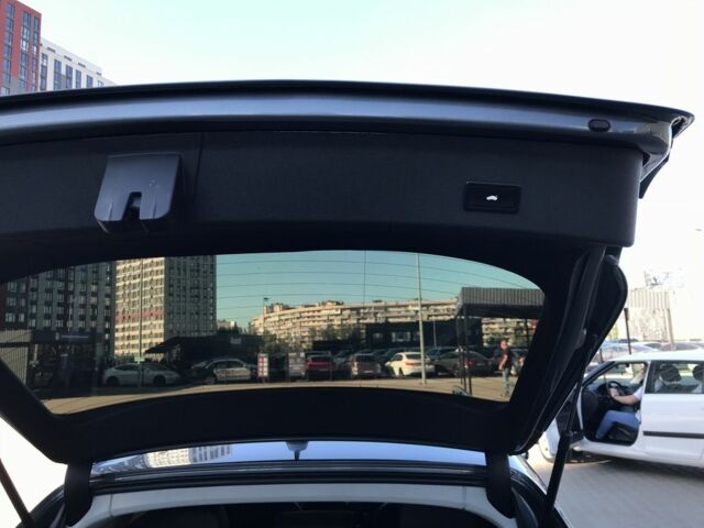 Сірий Ауді А4, об'ємом двигуна 2 л та пробігом 288 тис. км за 12300 $, фото 9 на Automoto.ua