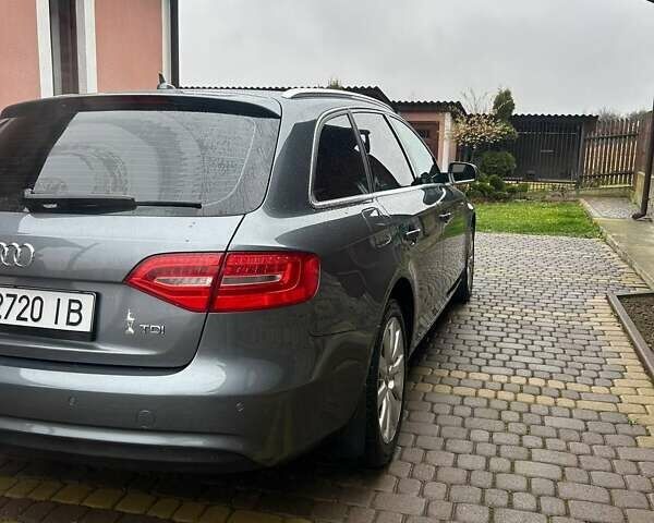 Серый Ауди А4, объемом двигателя 2 л и пробегом 266 тыс. км за 13600 $, фото 9 на Automoto.ua