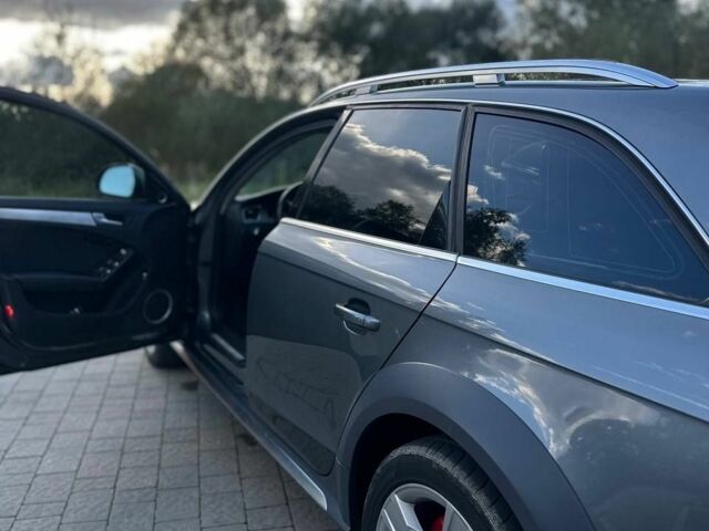 Серый Ауди А4, объемом двигателя 2 л и пробегом 331 тыс. км за 13000 $, фото 7 на Automoto.ua