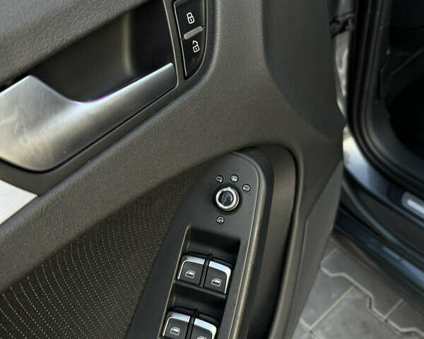 Серый Ауди А4, объемом двигателя 3 л и пробегом 225 тыс. км за 14500 $, фото 17 на Automoto.ua