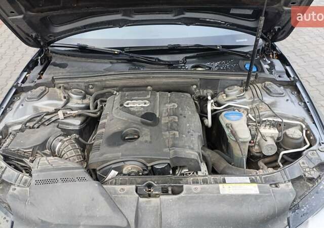Сірий Ауді А4, об'ємом двигуна 2 л та пробігом 290 тис. км за 9350 $, фото 30 на Automoto.ua