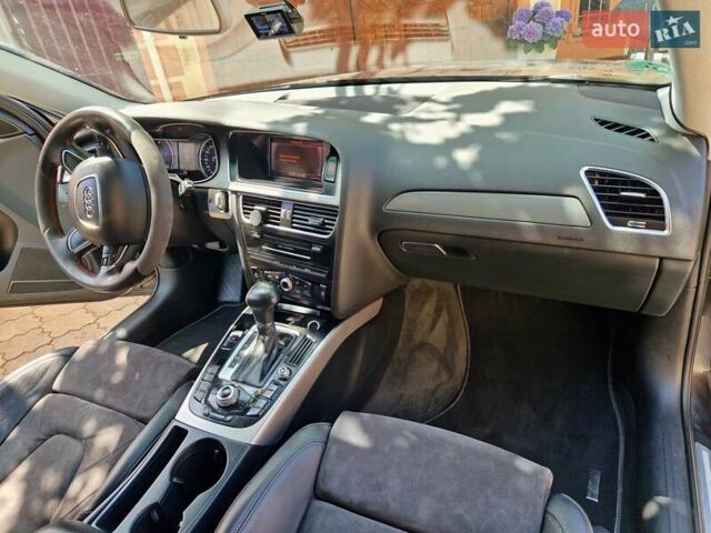 Серый Ауди А4, объемом двигателя 2 л и пробегом 300 тыс. км за 12300 $, фото 12 на Automoto.ua