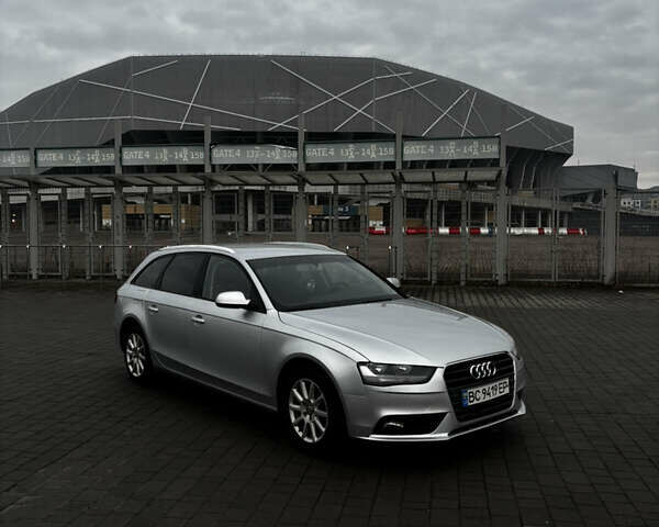Серый Ауди А4, объемом двигателя 2 л и пробегом 319 тыс. км за 8500 $, фото 2 на Automoto.ua