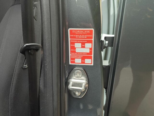 Серый Ауди А4, объемом двигателя 2 л и пробегом 197 тыс. км за 14500 $, фото 15 на Automoto.ua