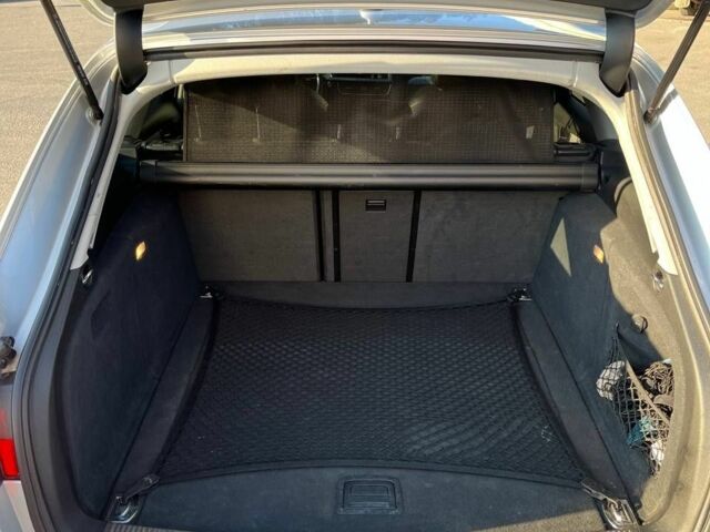 Сірий Ауді А4, об'ємом двигуна 3 л та пробігом 312 тис. км за 14500 $, фото 7 на Automoto.ua
