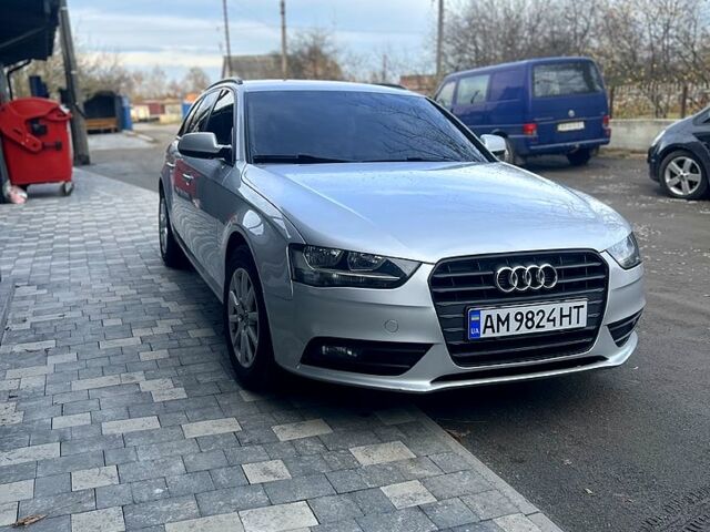 Сірий Ауді А4, об'ємом двигуна 2 л та пробігом 366 тис. км за 9999 $, фото 9 на Automoto.ua