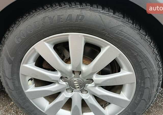 Сірий Ауді А4, об'ємом двигуна 2 л та пробігом 290 тис. км за 9350 $, фото 16 на Automoto.ua