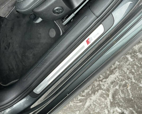 Сірий Ауді А4, об'ємом двигуна 2 л та пробігом 185 тис. км за 12700 $, фото 8 на Automoto.ua