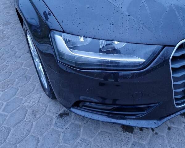 Серый Ауди А4, объемом двигателя 2 л и пробегом 300 тыс. км за 12300 $, фото 7 на Automoto.ua