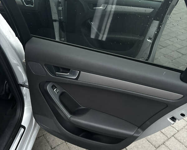 Серый Ауди А4, объемом двигателя 2 л и пробегом 319 тыс. км за 8500 $, фото 19 на Automoto.ua