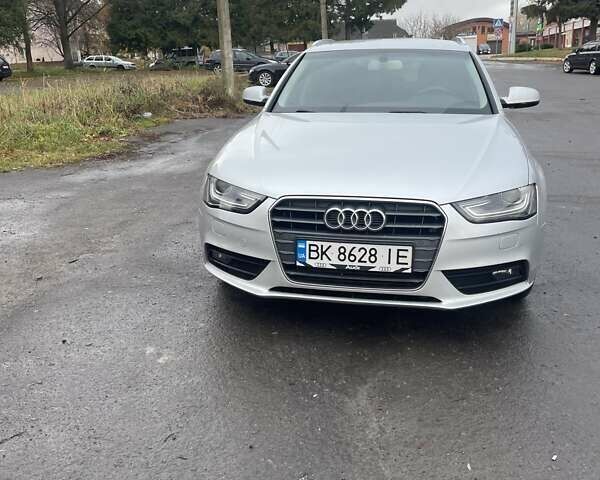 Сірий Ауді А4, об'ємом двигуна 2 л та пробігом 267 тис. км за 13500 $, фото 18 на Automoto.ua