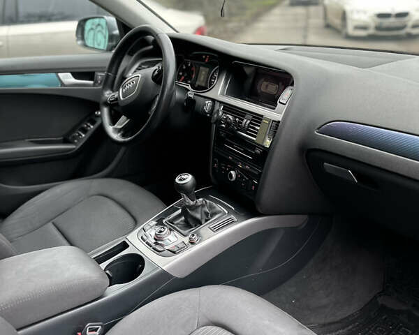 Серый Ауди А4, объемом двигателя 2 л и пробегом 360 тыс. км за 8800 $, фото 14 на Automoto.ua