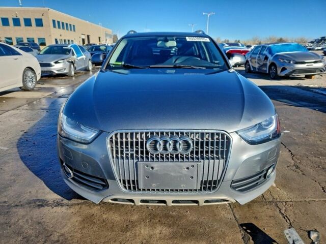 Серый Ауди А4, объемом двигателя 2 л и пробегом 201 тыс. км за 9800 $, фото 1 на Automoto.ua