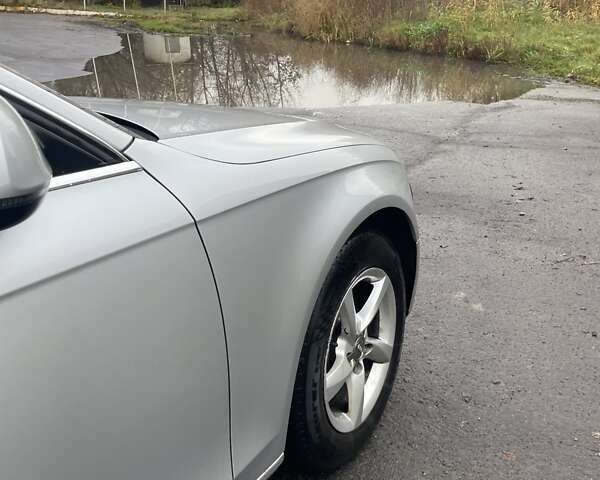 Сірий Ауді А4, об'ємом двигуна 2 л та пробігом 267 тис. км за 13500 $, фото 10 на Automoto.ua