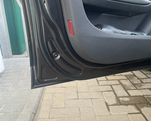 Серый Ауди А4, объемом двигателя 1.97 л и пробегом 340 тыс. км за 13500 $, фото 22 на Automoto.ua