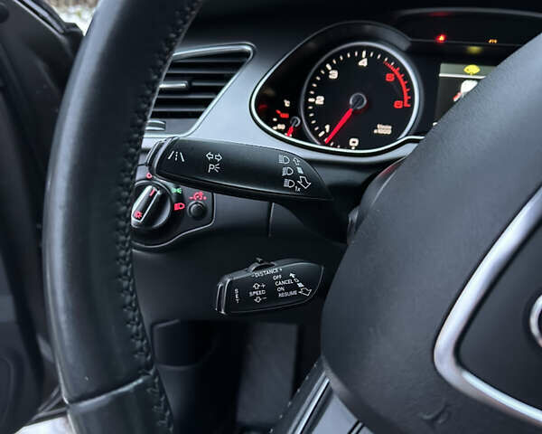 Серый Ауди А4, объемом двигателя 2.97 л и пробегом 392 тыс. км за 13900 $, фото 11 на Automoto.ua