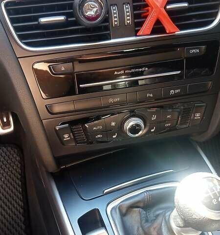 Сірий Ауді А4, об'ємом двигуна 1.97 л та пробігом 265 тис. км за 12500 $, фото 9 на Automoto.ua