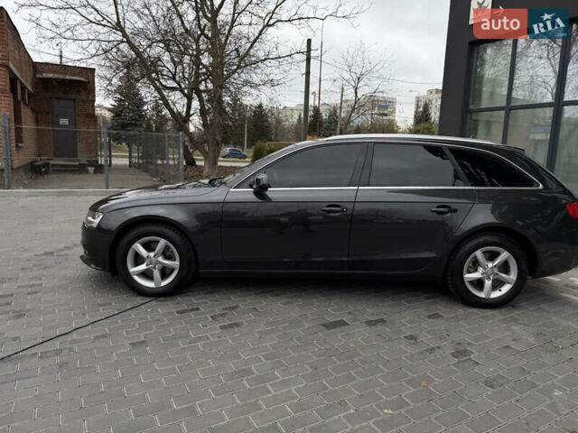 Серый Ауди А4, объемом двигателя 1.97 л и пробегом 264 тыс. км за 10999 $, фото 15 на Automoto.ua