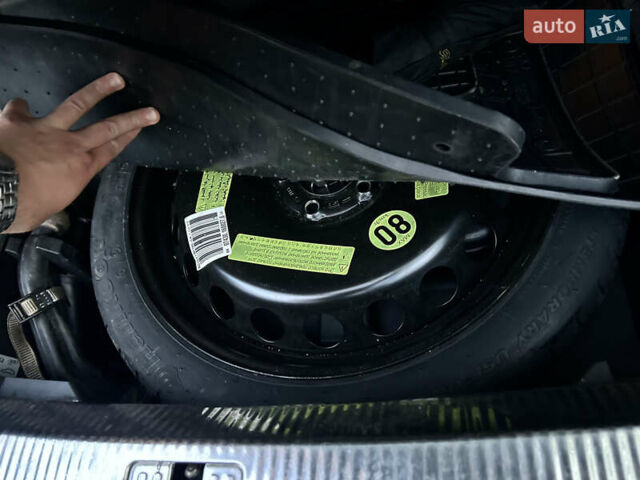 Серый Ауди А4, объемом двигателя 2 л и пробегом 304 тыс. км за 12300 $, фото 34 на Automoto.ua