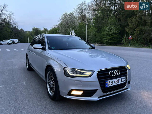 Серый Ауди А4, объемом двигателя 2 л и пробегом 304 тыс. км за 12300 $, фото 4 на Automoto.ua