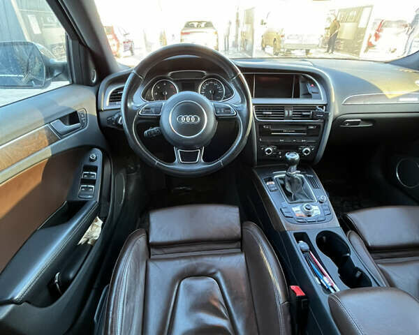 Сірий Ауді А4, об'ємом двигуна 2 л та пробігом 308 тис. км за 15499 $, фото 10 на Automoto.ua