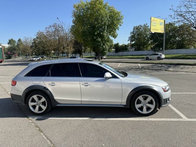 Сірий Ауді А4, об'ємом двигуна 2 л та пробігом 198 тис. км за 12500 $, фото 1 на Automoto.ua