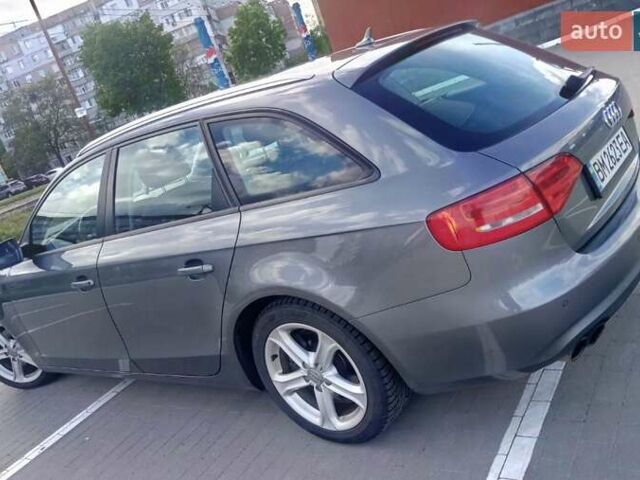 Ауди А4 2014 в Ромнах на Automoto.ua Серый Ауди А4, объемом двигателя 2 л и пробегом 264 тыс. км за 13700 $, фото 4 на Automoto.ua