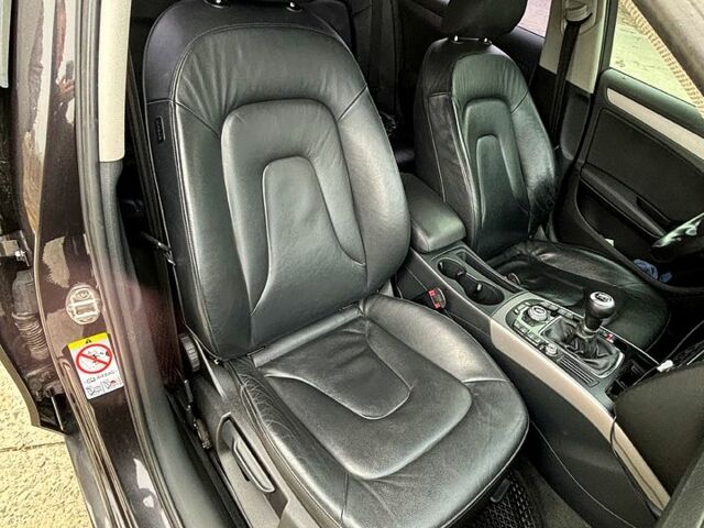 Серый Ауди А4, объемом двигателя 2 л и пробегом 300 тыс. км за 12900 $, фото 5 на Automoto.ua