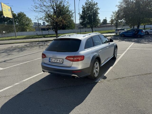 Сірий Ауді А4, об'ємом двигуна 2 л та пробігом 198 тис. км за 12500 $, фото 2 на Automoto.ua