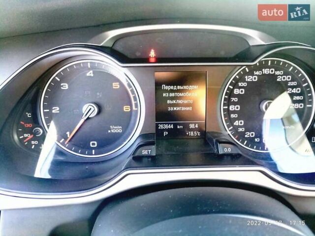 Ауди А4 2014 в Ромнах на Automoto.ua Серый Ауди А4, объемом двигателя 2 л и пробегом 264 тыс. км за 13700 $, фото 13 на Automoto.ua