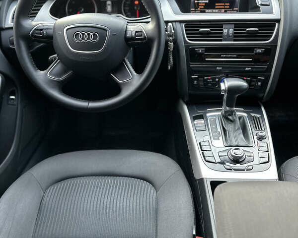 Серый Ауди А4, объемом двигателя 2 л и пробегом 337 тыс. км за 11999 $, фото 25 на Automoto.ua