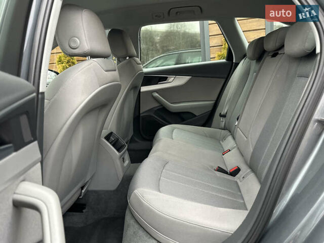 Сірий Ауді А4, об'ємом двигуна 1.97 л та пробігом 305 тис. км за 13500 $, фото 44 на Automoto.ua