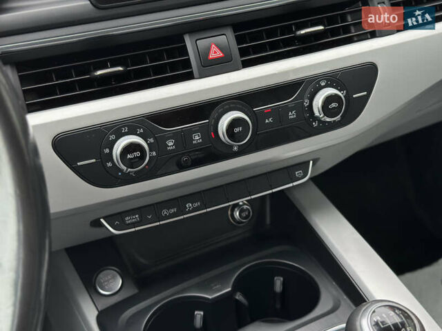 Сірий Ауді А4, об'ємом двигуна 1.97 л та пробігом 305 тис. км за 13500 $, фото 40 на Automoto.ua