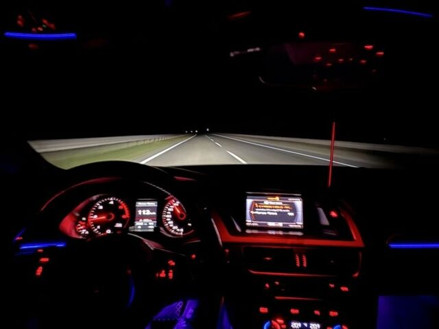 Серый Ауди А4, объемом двигателя 2 л и пробегом 280 тыс. км за 14399 $, фото 15 на Automoto.ua