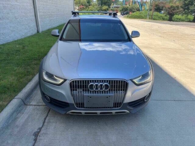 Серый Ауди А4, объемом двигателя 2 л и пробегом 74 тыс. км за 9800 $, фото 1 на Automoto.ua