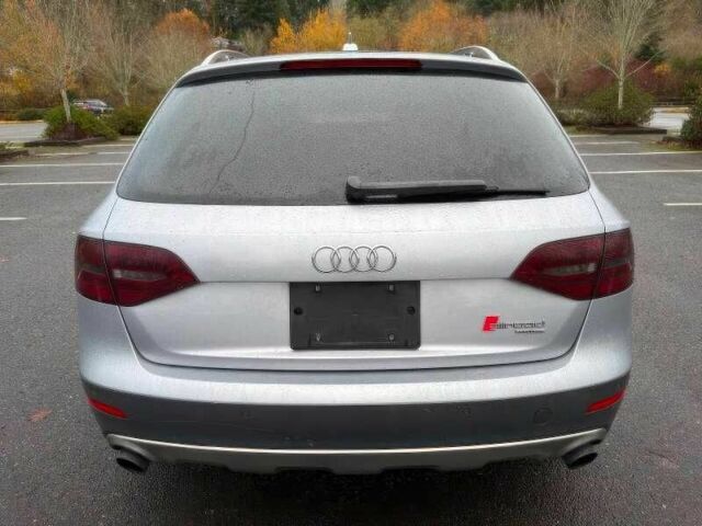 Серый Ауди А4, объемом двигателя 2 л и пробегом 110 тыс. км за 3200 $, фото 5 на Automoto.ua