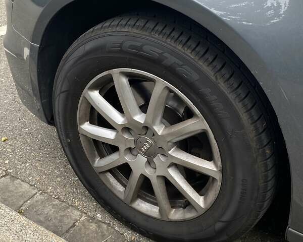 Ауди А4 2015 в Ивано-Франковске на Automoto.ua Серый Ауди А4, объемом двигателя 1.8 л и пробегом 212 тыс. км за 11900 $, фото 3 на Automoto.ua