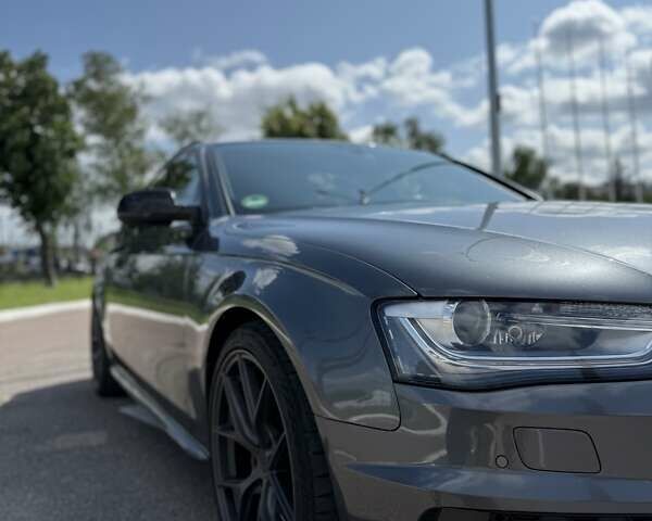 Сірий Ауді А4, об'ємом двигуна 2.97 л та пробігом 212 тис. км за 22000 $, фото 5 на Automoto.ua