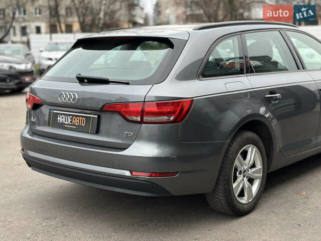 Сірий Ауді А4, об'ємом двигуна 1.97 л та пробігом 305 тис. км за 13500 $, фото 18 на Automoto.ua