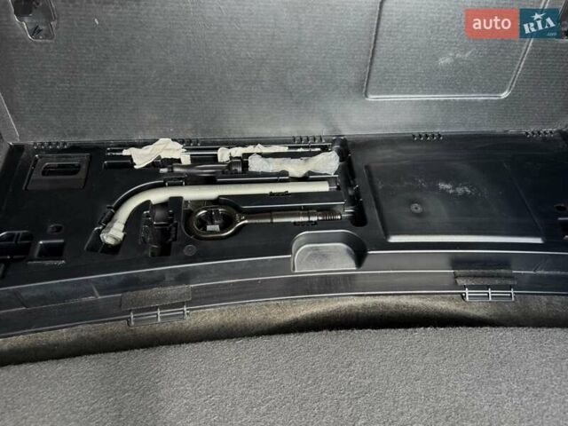 Сірий Ауді А4, об'ємом двигуна 2.97 л та пробігом 212 тис. км за 22000 $, фото 37 на Automoto.ua