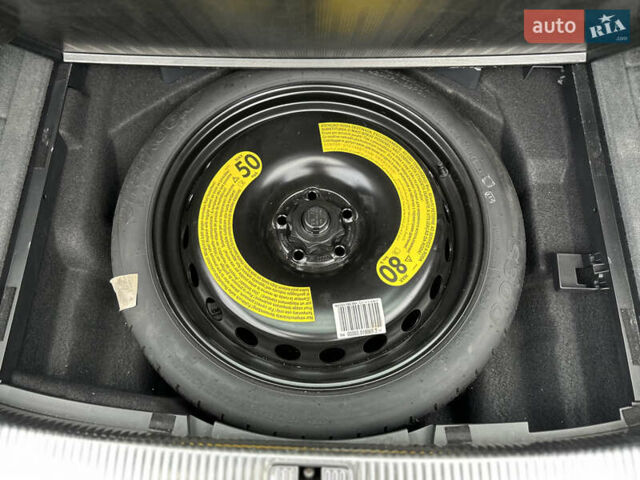 Сірий Ауді А4, об'ємом двигуна 1.97 л та пробігом 305 тис. км за 13500 $, фото 16 на Automoto.ua