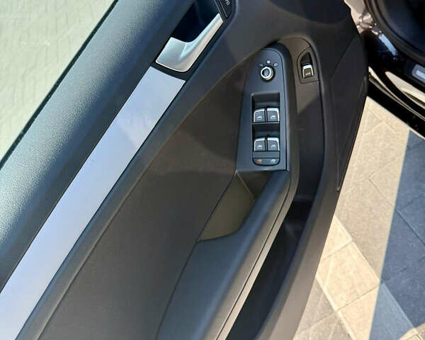 Сірий Ауді А4, об'ємом двигуна 1.97 л та пробігом 207 тис. км за 14500 $, фото 11 на Automoto.ua