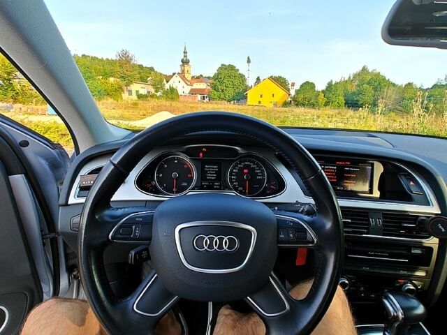 Сірий Ауді А4, об'ємом двигуна 2 л та пробігом 267 тис. км за 13490 $, фото 5 на Automoto.ua